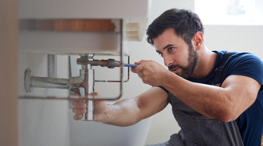 Professional sink repair in Utica, MI